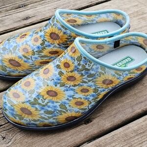 Women's Sunflower Garden Clogs